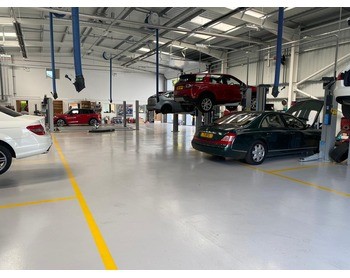 Pan Auto Services, Harpenden Workshop2 (1)