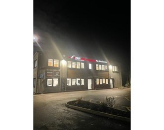 Pan Auto Services, Harpenden Night Exterior (1)