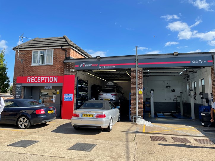 Bicester garage joins First Stop network First Stop News